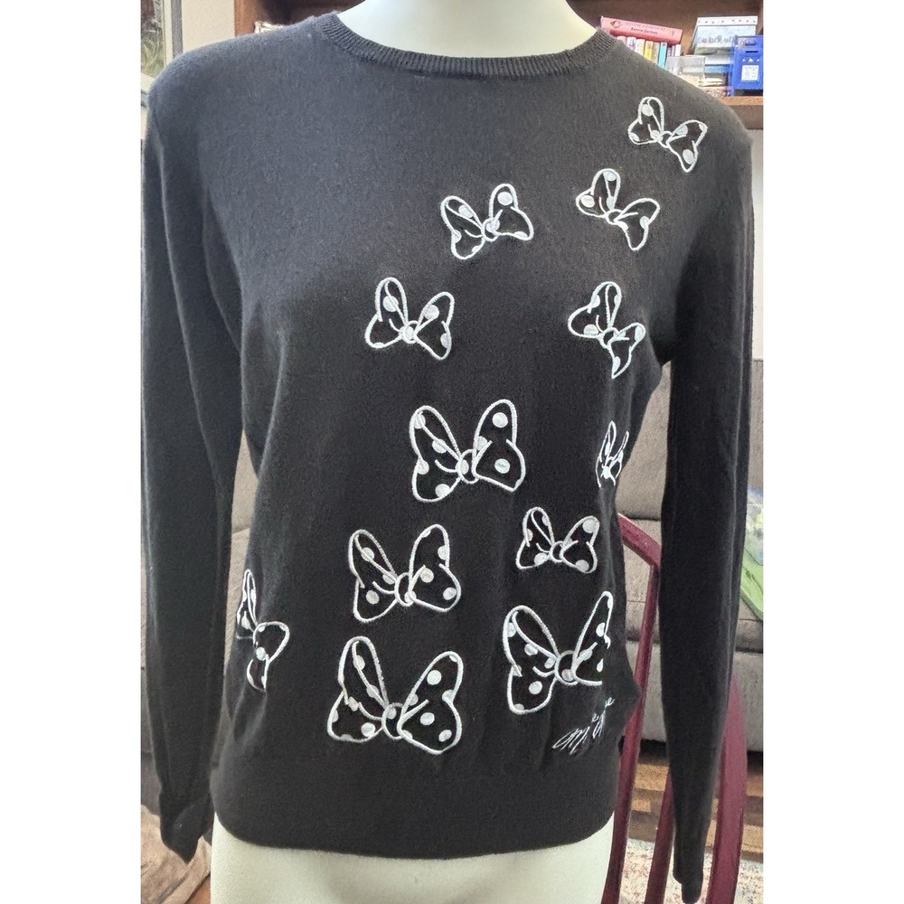 Disney Parks Minnie Mouse embroidered bow black and white preppy sweater Small‎